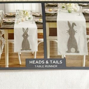 NEW The Farmhouse Rachel Ashwell HEADS & TAILS Bunny Tablerunner 🐇🐇🐇